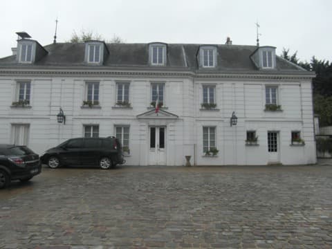 Décorateur et Aménageur d'intérieur Férolles-Attilly