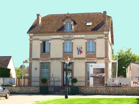 Décorateur et Aménageur d'intérieur Thoury-Férottes